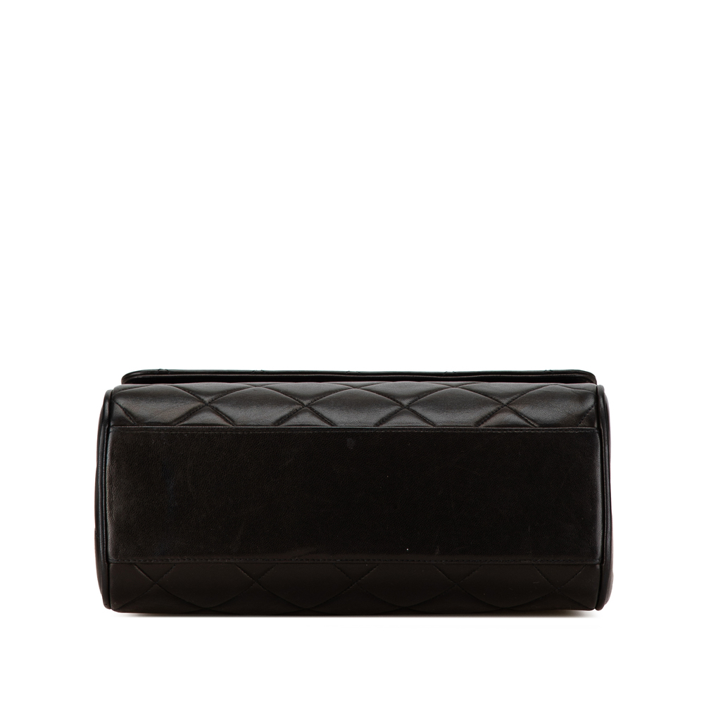 Pre-Loved Chanel CC Quilted Lambskin Flap - Picture 4 of 12